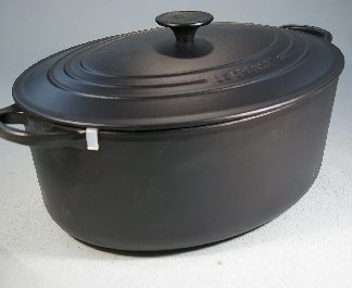 Le Creuset, Gussbräter 33 cm, schwarz