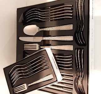 Besteck 24 tlg +6 Kuchengabeln Sabonet Siena